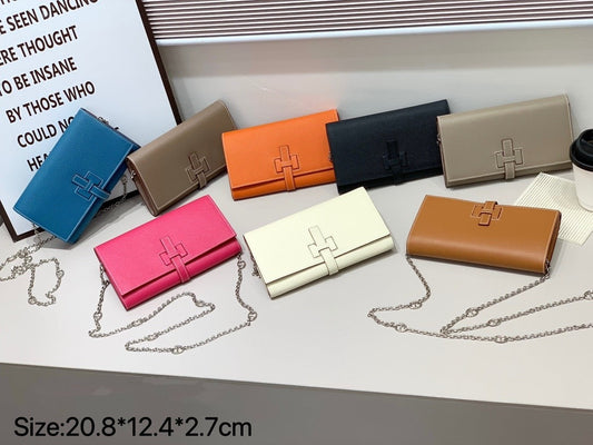 H Long Wallet on Chain Epsom Calfskin